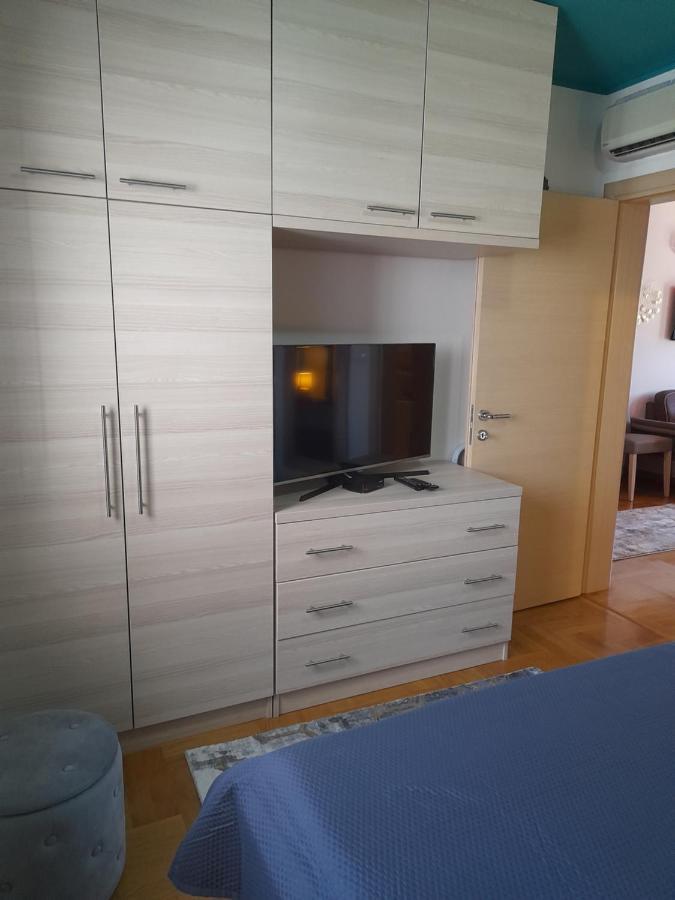 Apartment Capriati With Parking Garage Умаг Экстерьер фото